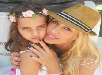 “Θέλω οι γυναίκες να μην…”: Τι ζήτησε η Βικτώρια Δέλλα απο τους δημοσιογράφους για τον θάνατο της μητέρας της###
