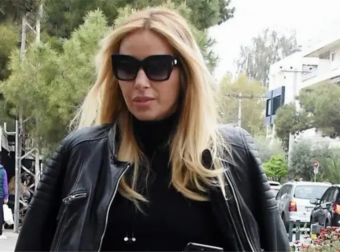 ΕΜΦΑΝΙΣΤΗΚΕ Η 18ΧΡΟΝΗ ΚΟΡΗ ΤΗΣ ΜΑΣΤΡΟΚΩΣΤΑ: Η ΟΜΟΙΟΤΗΤΑ ΠΟΥ ΣΟΚΑΡΕΙ ΚΑΙ Η ΜΑΧΗ ΣΤΟΝ ΕΥΑΓΓΕΛΙΣΜΟ