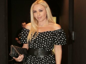 Γωγώ Μαστροκώστα: Επιδεινώθηκε η κατάσταση της υγείας της – Δύσκολες ώρες στο νοσοκομείο