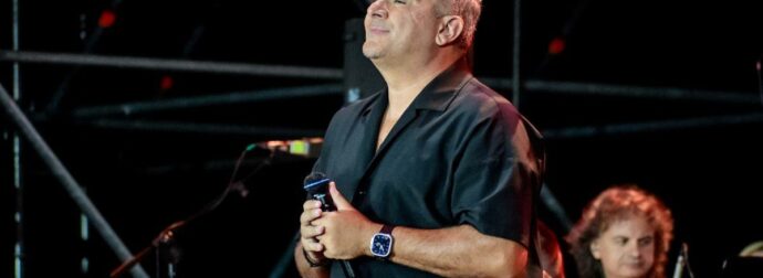 Στο χειρουργείο ο Αντώνης Ρέμος σε ιδιωτική κλινική της Αθήνας: Τι συνέβη