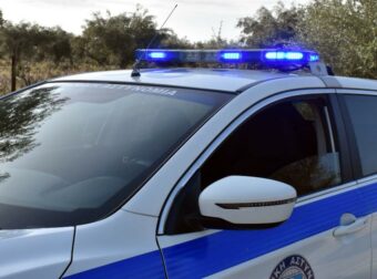 Θρίλερ στον Πειραιά: Τι είπε στην κατάθεσή του ο 50χρονος σύντροφος της 24χρονης που βρέθηκε στο κενό