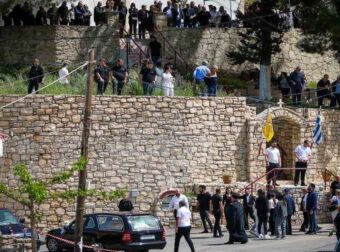 Κρήτη: Συγκλονίζουν οι εικόνες από την κηδεία του 21χρονου – «Όχι μαύρα για τον άγγελό μας»###