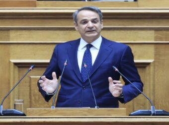 Μητσοτάκης στην ΚΟ: «Να ιδρώσουμε όλοι μαζί τη φανέλα» – Η κίνηση – ματ στη συνεδρίαση – Πότε θα γίνουν οι εκλογές (video)