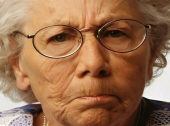 10 παράπονα που έχουν οι πεθερές από τις νύφες τους