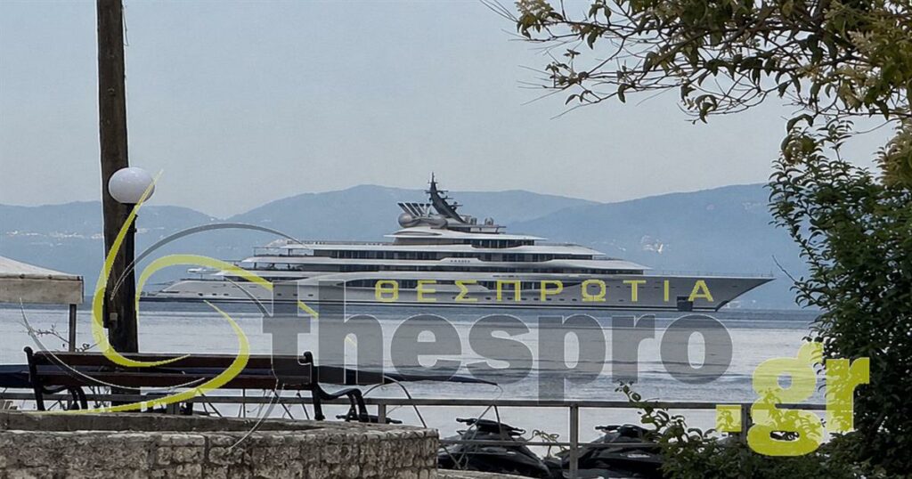 Δύο πλωτά «παλάτια» στα Σύβοτα εντυπωσιάζουν – Στη Θεσπρωτία ο Αντιπρόεδρος των ΗΑΕ και ιδιοκτήτης της Μάντσεστερ Σίτι
