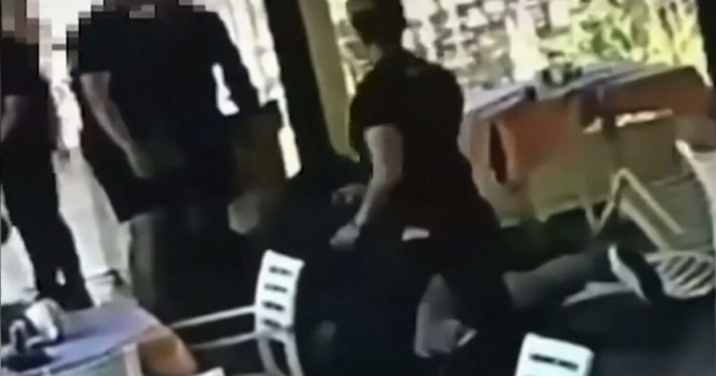 Βίντεο: Μέλος της μαφίας των Χανίων ξυλοκοπεί άγρια άνδρα μέσα σε εστιατόριο μπροστά σε πελάτες που παρακολουθούν τρομοκρατημένοι