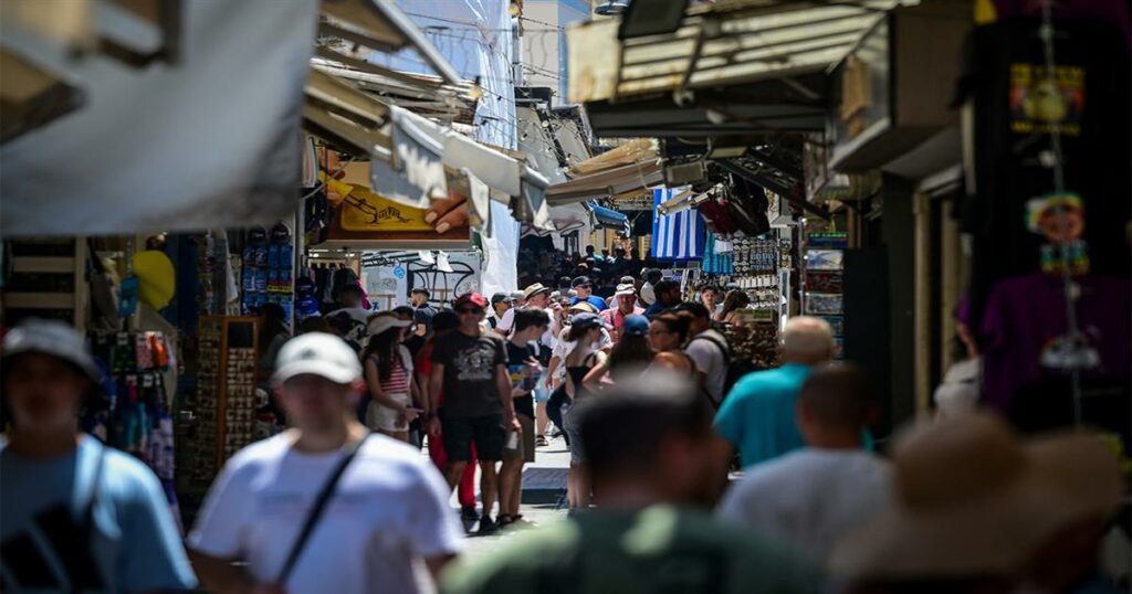Συνθήκες καύσωνα έως την Τετάρτη, θερμοκρασίες ακόμα και 42°C – Δείτε χάρτες