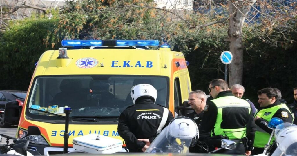 Τραγικός θάνατος γυναίκας: Επιβιβαζόταν σε λεωφορείο, έπεσε και σκοτώθηκε