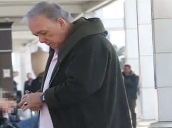 ΣΤΟ ΝΟΣΟΚΟΜΕΙΟ Ο ΑΝΔΡΕΑΣ ΜΙΚΡΟΥΤΣΙΚΟΣ###