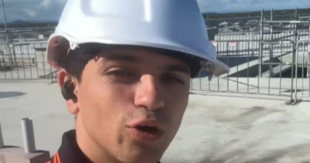 Oικοδόμος φλεξάρει μισθό: «Μετά από 8 ώρες φεύγουμε με 300 ευρώ» (video)