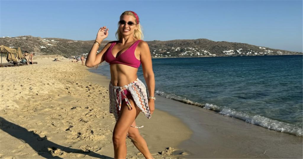 «Μας έσωσε η Παναγία και δεν σκοτωθήκαμε στη γέφυρα»: Οι σοκαριστικές φωτό της Κωνσταντίνας Σπυροπούλου από το παραλίγο τροχαίο της στη Ρόδο (Φωτογραφίες)