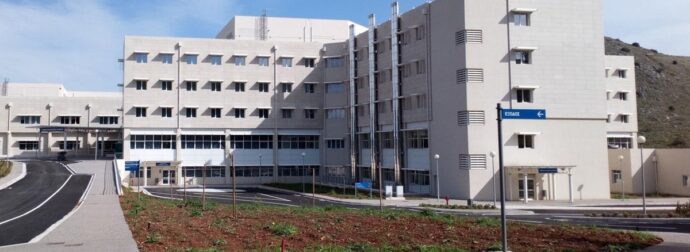Τραγωδία στην Εύβοια: Νεκρά δίδυμα μωρά έπειτα από πρόωρο τοκετό στο σπίτι