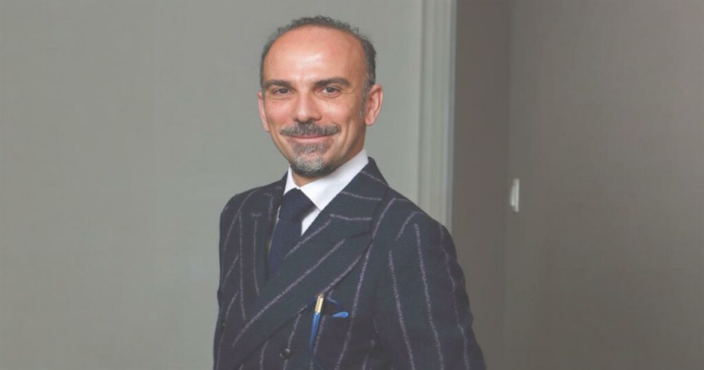 Μόλις έσκασε η νέα καταγγελία: Η βαλίτσα, οι δονhτές και η «θεραπεία» που φέρεται να πρότεινε ο γιατρός του Μαζωνάκη