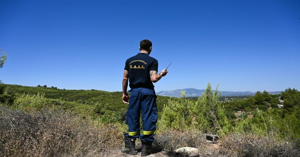 Θανάσιμος τραυματισμός πυροσβέστη σε επιχείρηση παροχής βοήθειας τουριστών στη Ρόδο