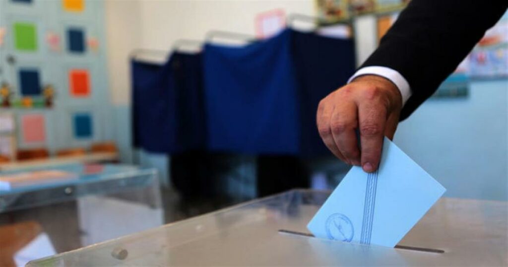 Νέα δημοσκόπηση αλλάζει την εικόνα: Πού βρίσκονται ΝΔ, Τσίπρας και ΠΑΣΟΚ – Τι συμβαίνει με την Καρυστιανού